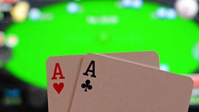 Online poker aces